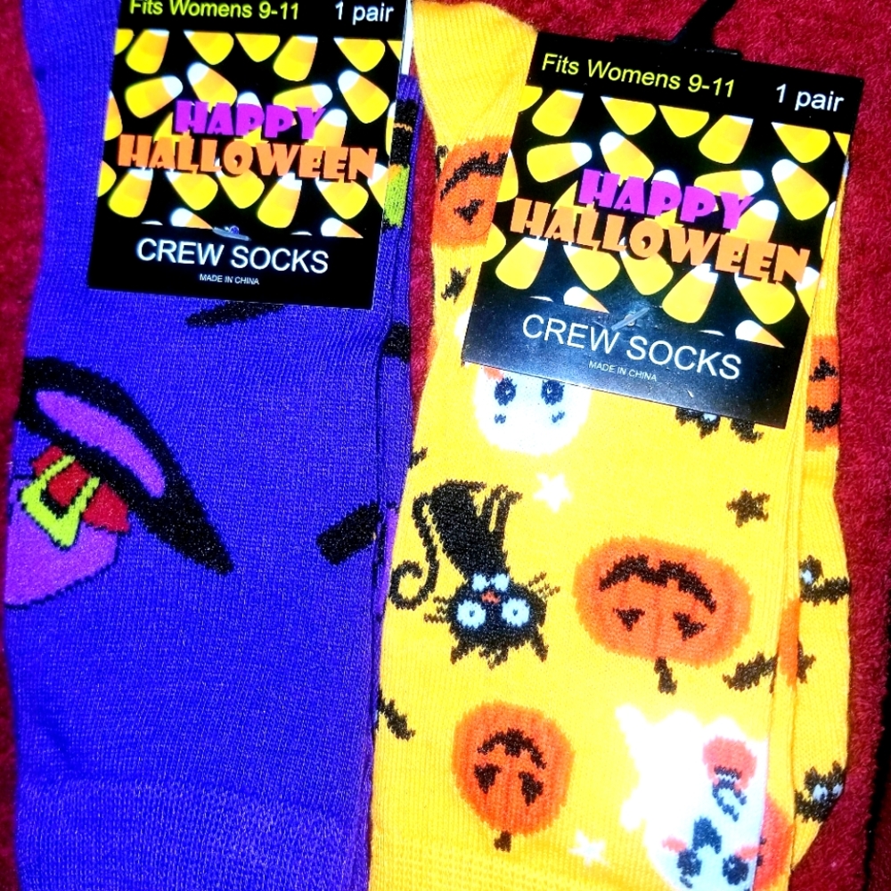 2 Pair Of Halloween Socks 9 to 11